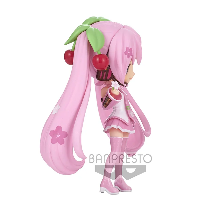 BANPRESTO Q Posket Sakura Miku - Image 4