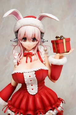 Super Sonico: Santa Ver. 1/4 Scale Figure