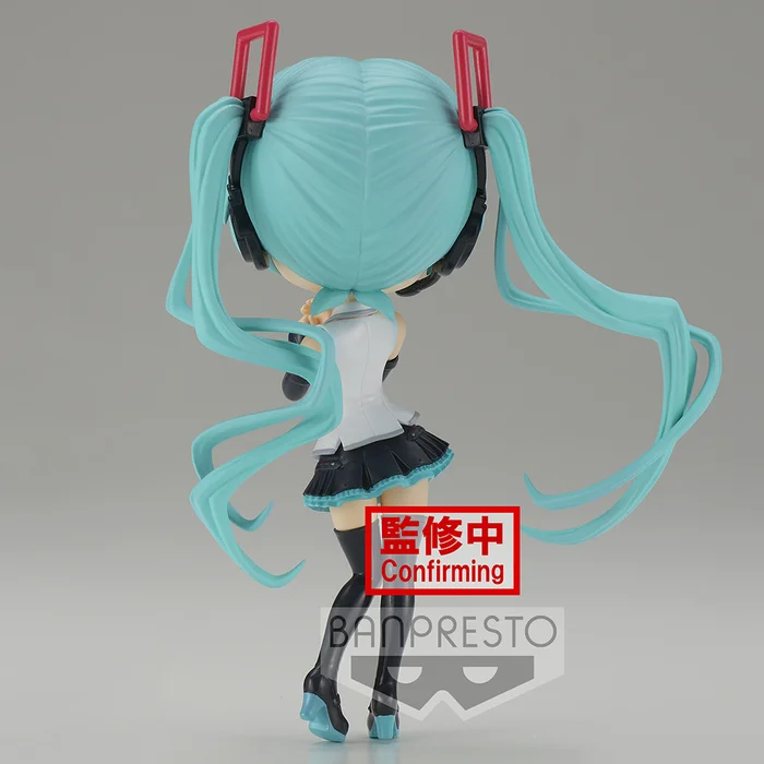 BANPRESTO Q Posket Hatsune Miku V4X Style - Image 9