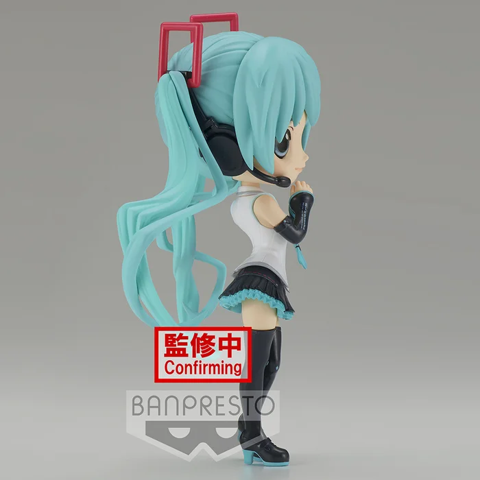 BANPRESTO Q Posket Hatsune Miku V4X Style - Image 7