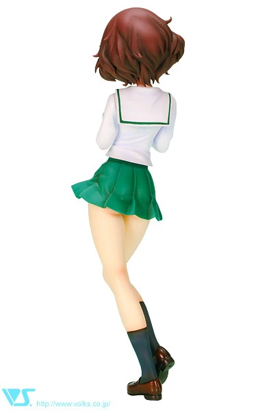 CharaGumin Yukari Akiyama 1/7th Scale Garage Kit - Image 6