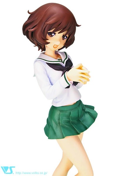 CharaGumin Yukari Akiyama 1/7th Scale Garage Kit - Image 3