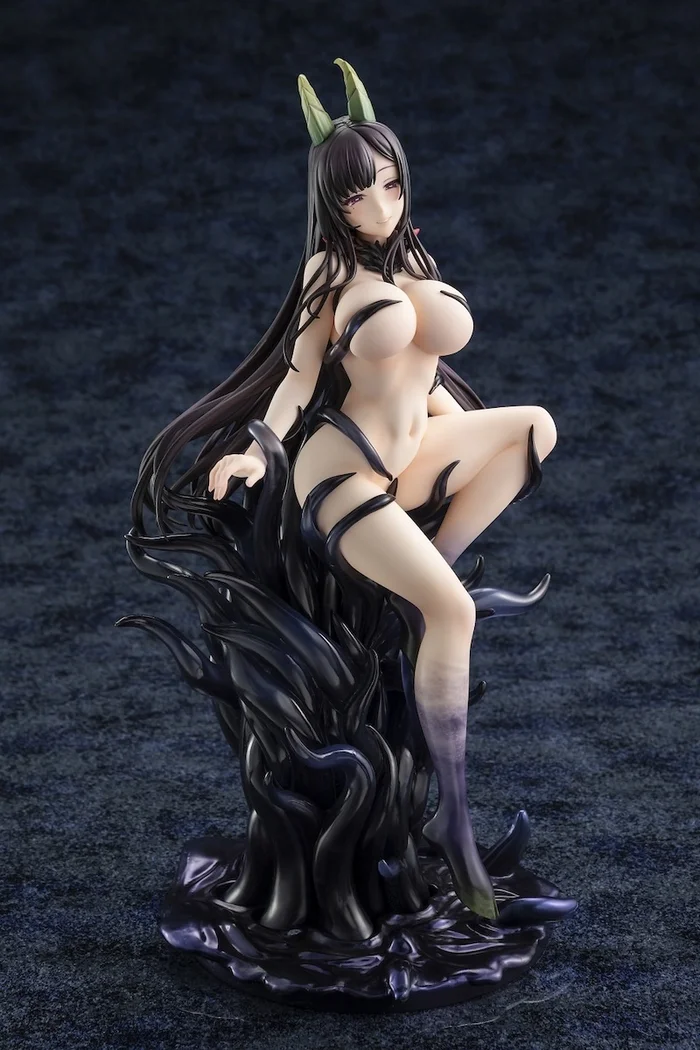 KADOKAWA The Elder Sister-Like One Chiyo 1/7 Scale Figure - Image 4