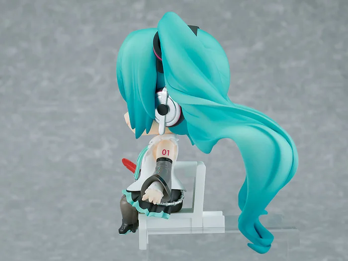 GOOD SMILE COMPANY Nendoroid Swacchao! Hatsune Miku NT: Akai Hane - Akai Hane Central Community Chest Of Japan Campaign Ver. - Image 5