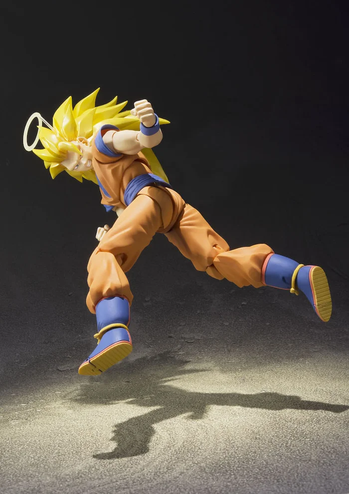 Bandai S.H.Figuarts Dragon Ball Z Super Saiyan 3 Son Goku - Image 2
