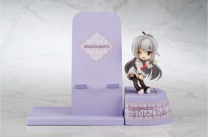 Choco Sta Dracu-Riot! Erina Plegovna Aveen Figure & Smartphone Stand