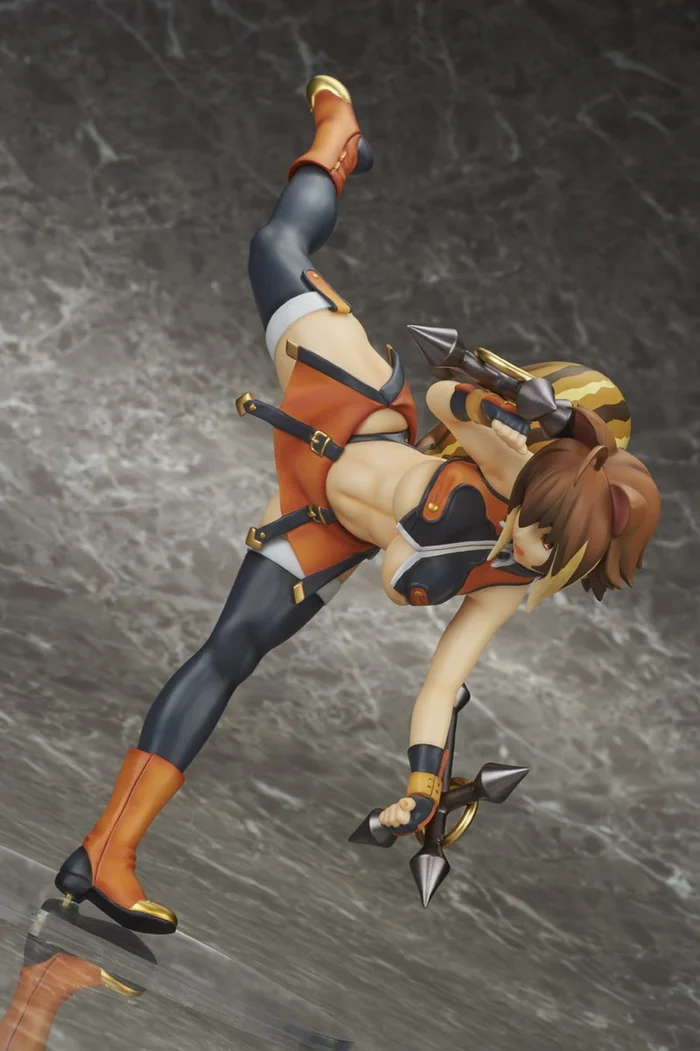 BlazBlue: Central Fiction Makoto Nanaya 1/7 Scale Figure (Re-run) - Image 7