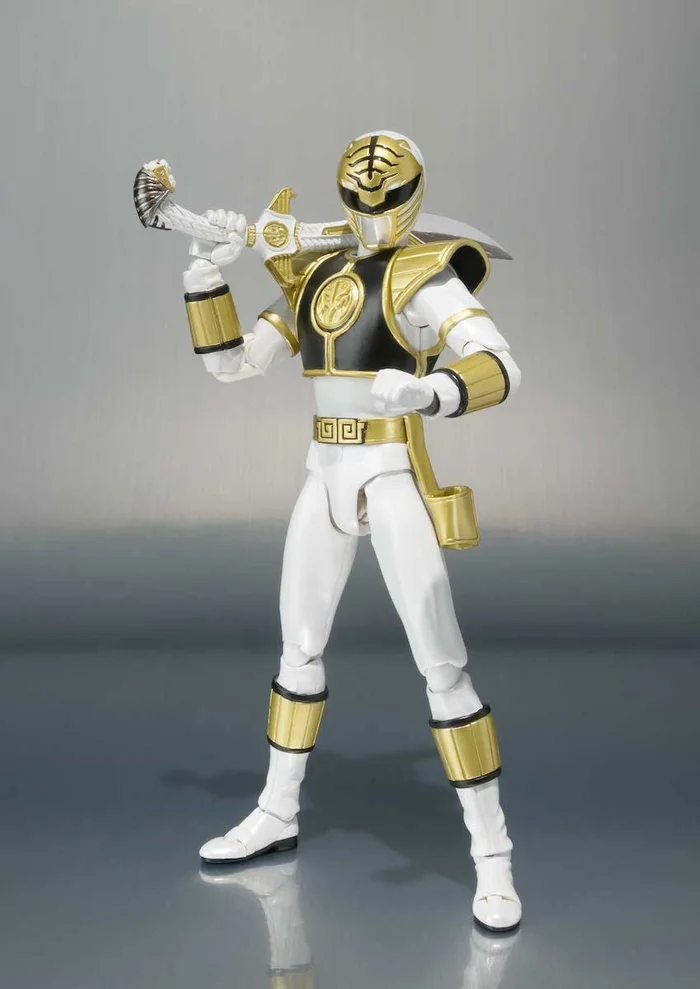 Bandai S.H.Figuarts Mighty Morphin Power Rangers White Ranger - Image 4